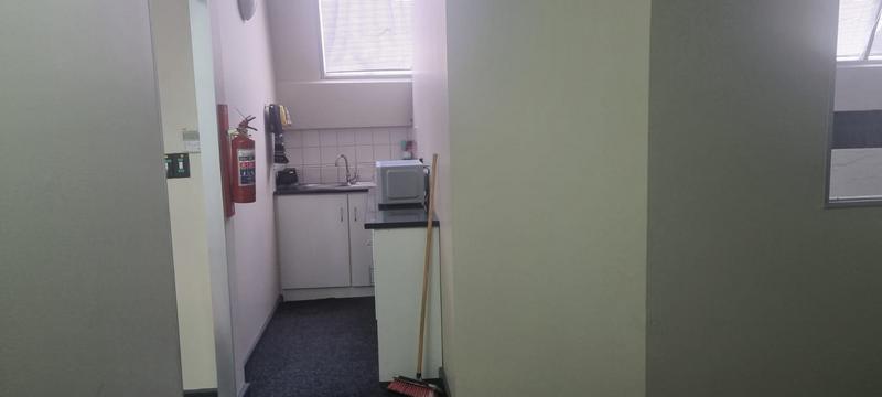 To Let commercial Property for Rent in Mowbray Western Cape